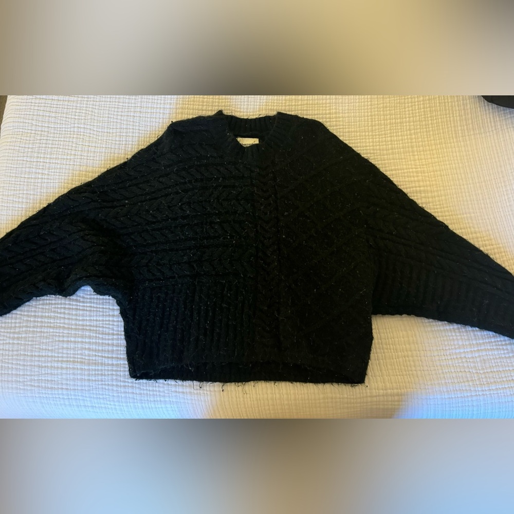 Abercrombie & Fitch Black Cableknit Fuzzy Sweater